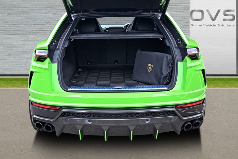 LAMBORGHINI URUS [URBAN NERO] 4.0T V8 BI-TURBO PETROL AUTO 4X4 2022 [71] GREEN