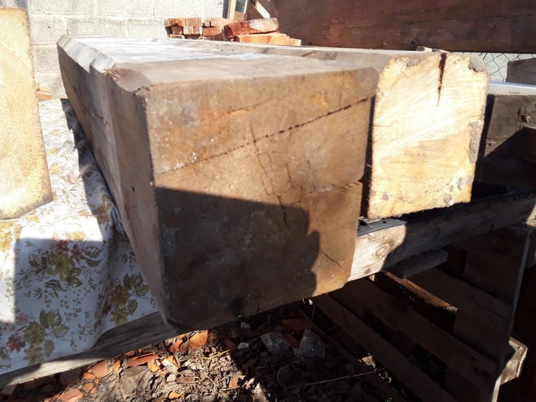 Reclaimed, 200 years solid pine beam. 5.4 foot long.