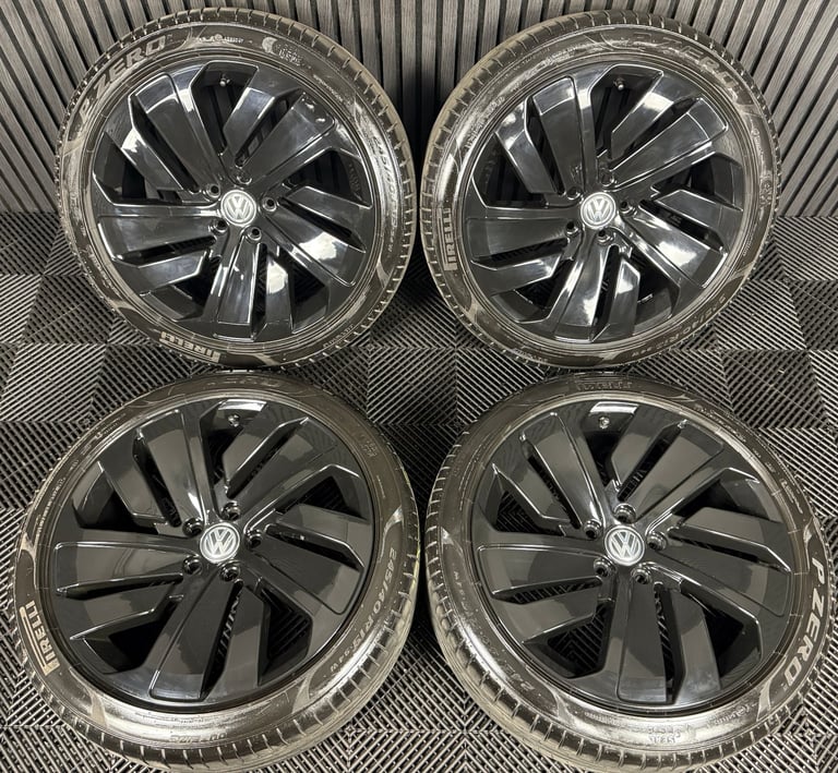 image for 19'' GENUINE VW ARTEON MONTEVIDEO BLACK R LINE ALLOY WHEELS TYRES