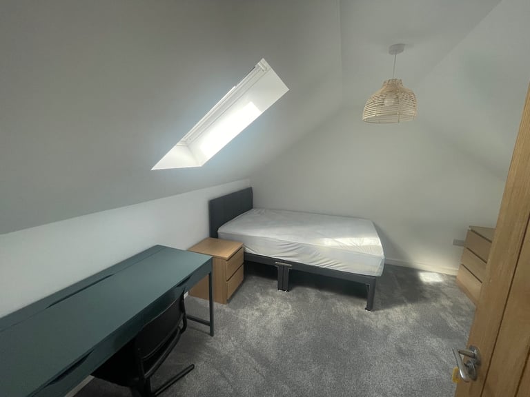 Double rooms in a new-build shared house for rent, bills included!