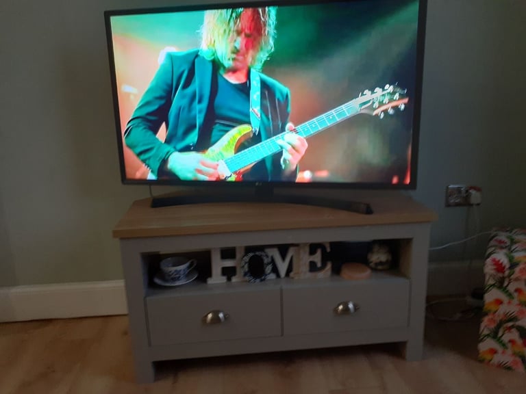 Tv unit 