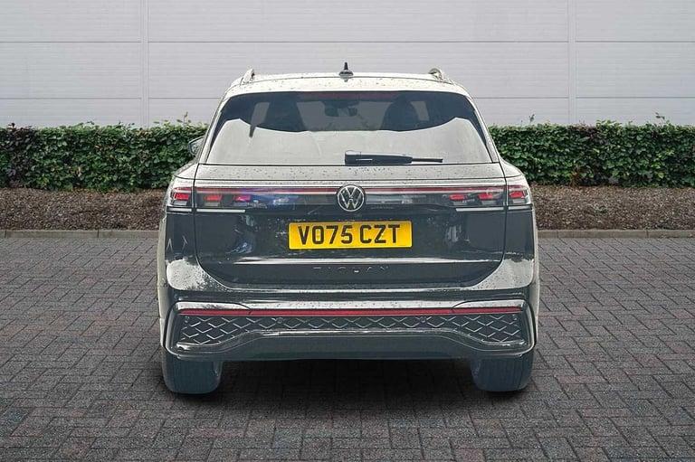 2025 Volkswagen Tiguan 1.5 TSI 272 eHybrid R-Line 5dr DSG ESTATE PETROL/ELECTRIC Automatic