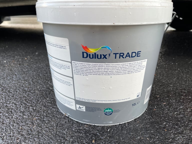 Dulux trade supermatt white emulsion paint £10