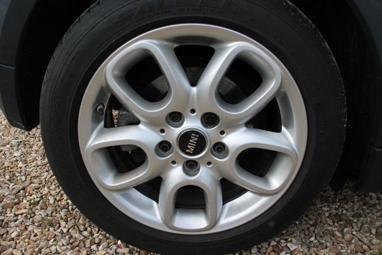 2015 MINI Hatch 1.5 Cooper Euro 6 (s/s) 3dr HATCHBACK Petrol Manual