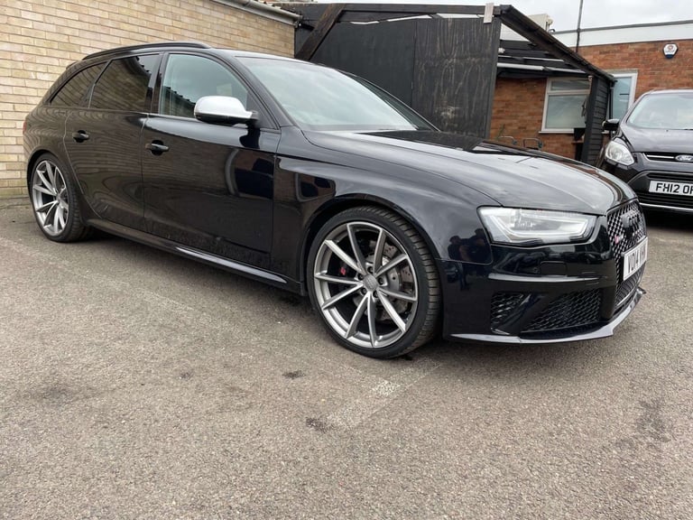 2014 Audi A4 4.2 RS 4 FSI Quattro Auto 4WD 5dr Estate Petrol Automatic