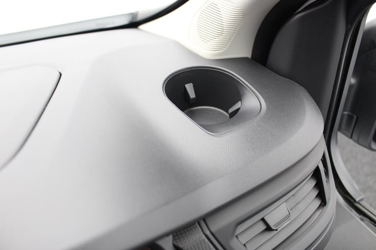 2024 Renault Trafic 2.0Dci Advance LL30 Blue Van Diesel Manual