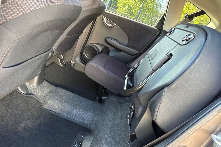 2015 Honda Jazz 1.4 i-VTEC ES Plus 5dr CVT Hatchback PETROL Automatic