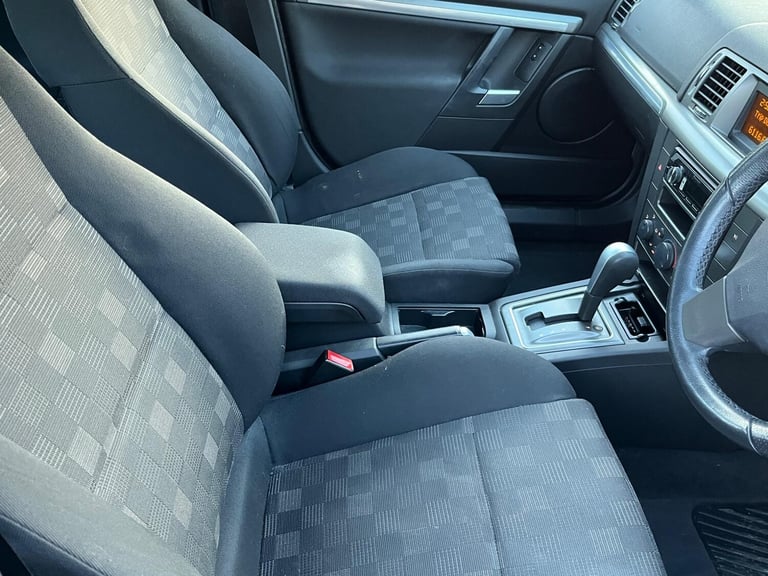 2007 Vauxhall Vectra 1.9 CDTi SRi [150] 5dr Auto HATCHBACK DIESEL Automatic