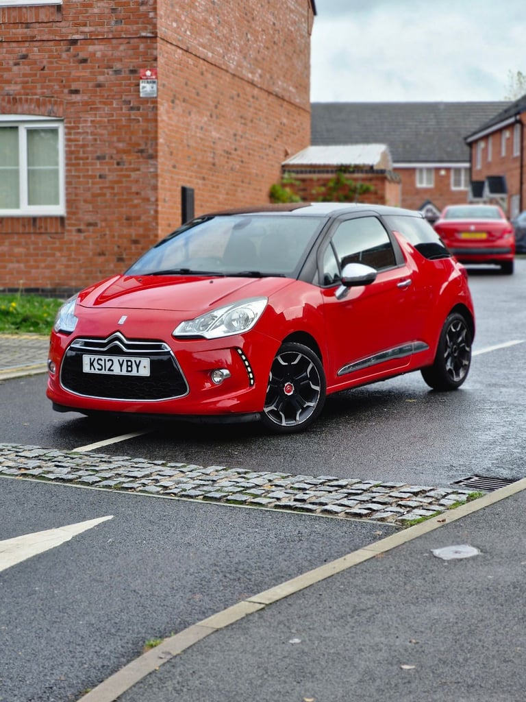Citroen, DS3, Hatchback, 2012, Manual, 1560 (cc), 3 doors