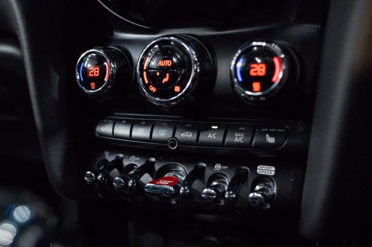 2019 MINI Hatch 2.0 John Cooper Works Hatchback 3dr Petrol Steptronic Euro 6 (s/s) (231 ps) Hatch...