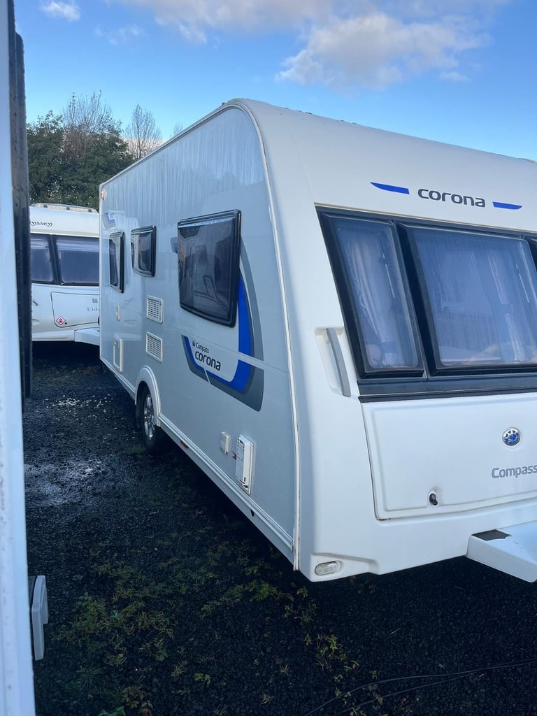 Compass Corona 2 berth 2015 