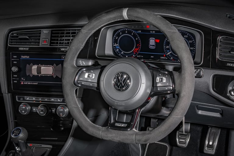 2017 Volkswagen Golf 2.0 TSI 310 R 3dr 4MOTION - SHOW CAR - IMMACULATE HUGE SPEC - 400PS - BOLA H...