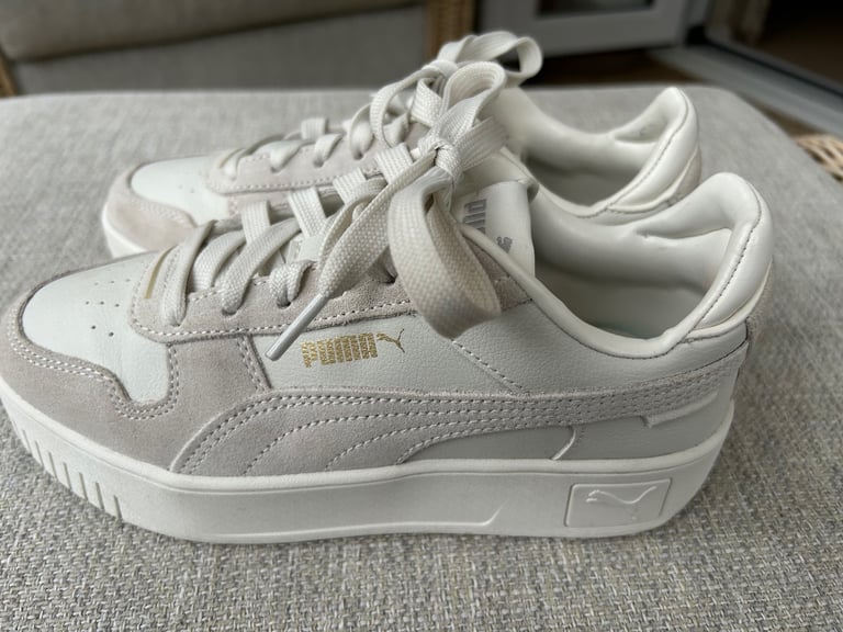 image for Ladies Puma trainers size 3 