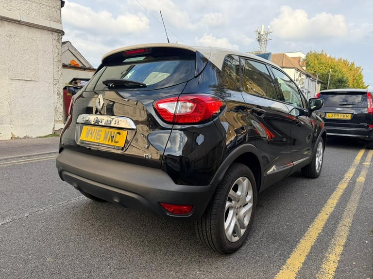 2016 Renault Captur 0.9 TCe ENERGY Dynamique Nav Euro 6 (s/s) 5dr HATCHBACK Petrol Manual
