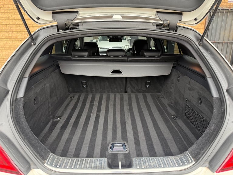 2017 17 MERCEDES BENZ CLS63 S AMG 5.5 V8 BI-TURBO 585 BHP SHOOTING BRAKE WHITE