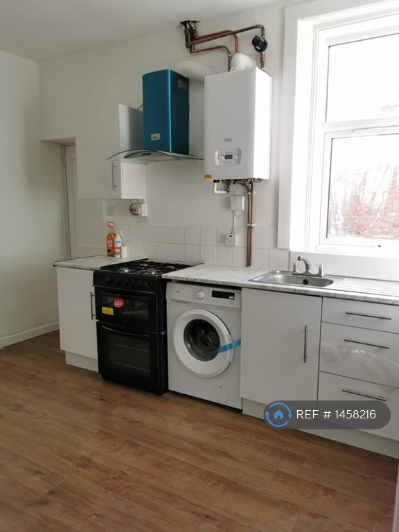 2 bedroom house in Robert Street, Blyth, NE24 (2 bed) (#1458216)