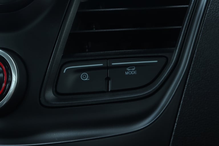 2021 Ford Transit 2.0 350 EcoBlue Leader Chassis Cab 2dr Diesel Manual FWD L4 Euro 6 (s/s)  CHASS...