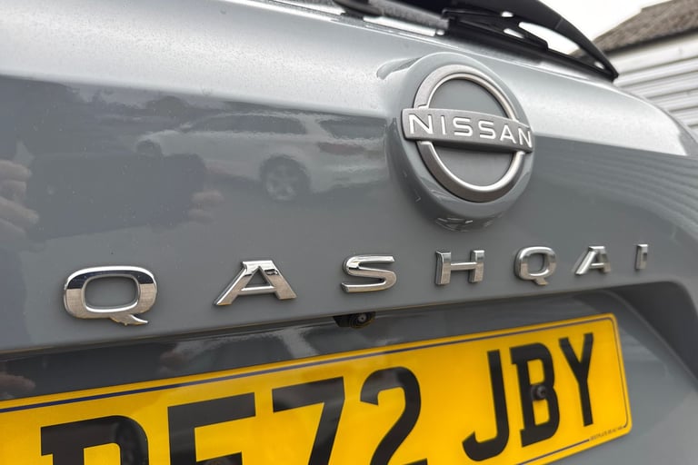 2022 Nissan Qashqai 1.3 DIG-T MHEV N-Connecta XTRON Euro 6 (s/s) 5dr SUV PETROL Automatic