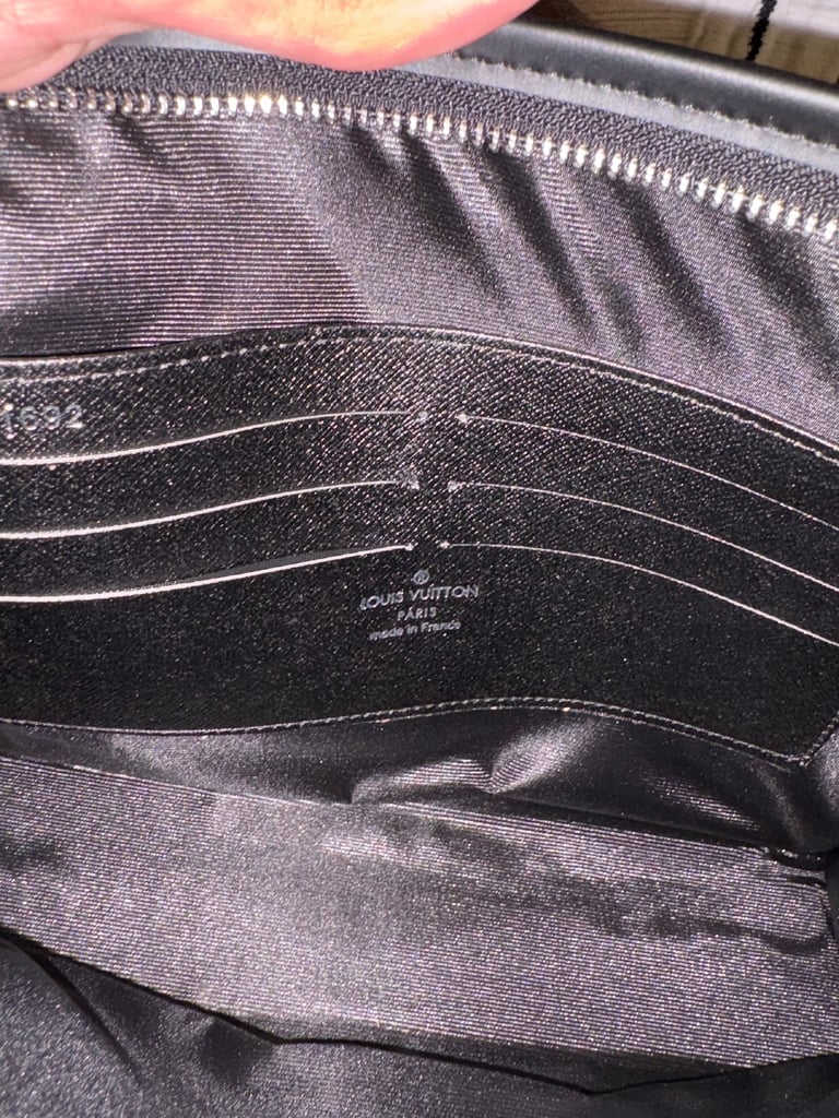 Men’s Top Top Top Quality Bags and Wallets 