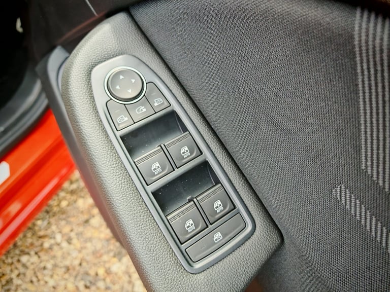 2025 Renault Clio 1.6 E-TECH full hybrid 145 Esprit Alpine 5dr Auto Hatchback Hybrid Automatic