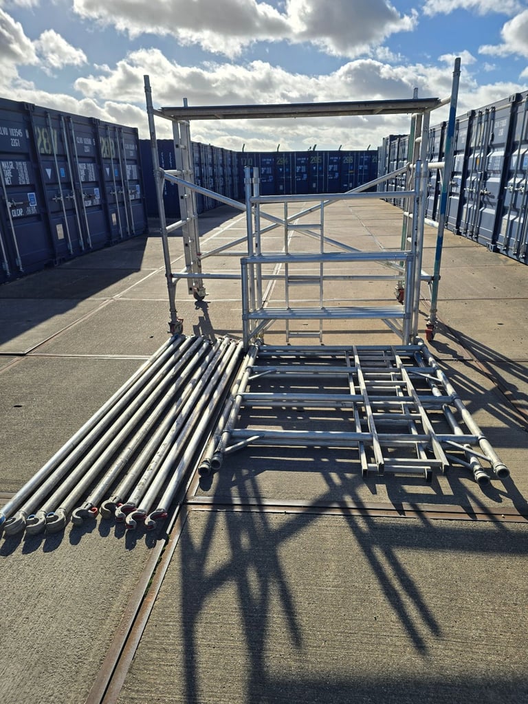 Boss aliminumin scaffold tower