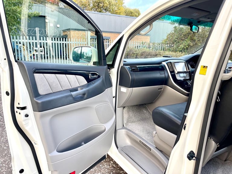 2007 Toyota Alphard FRESH IMPORT AS PLATINUM 2.4 AUTO 2WD 8 SEATS MPV CRUISE CONTROL ULEZ MPV Pet...