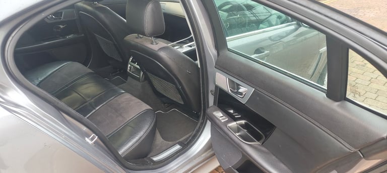 Jaguar, XF, Saloon, 2013, Other, 2179 (cc), 4 doors