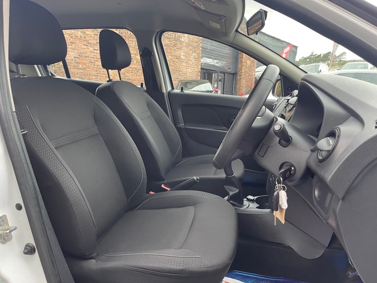 2018 Dacia Sandero 1.0 SCe Access 5dr HATCHBACK Petrol Manual