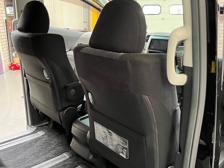2013 13 TOYOTA VELLFIRE 3.5 V6 Z AUTOMATIC 8 SEATER - FRESH JAPANESE IMPORT