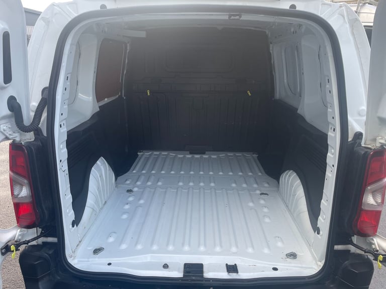 2020 Peugeot Partner 1000 1.5 BlueHDi 100 Professional Van PANEL VAN Diesel Manual