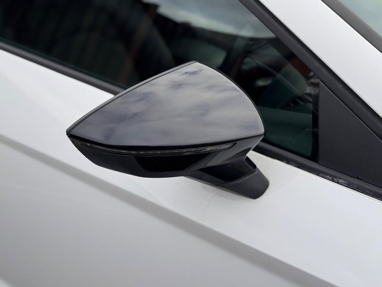 2015 SEAT Leon 1.4 TSI FR Black Technology Euro 6 (s/s) 5dr HATCHBACK Petrol Manual