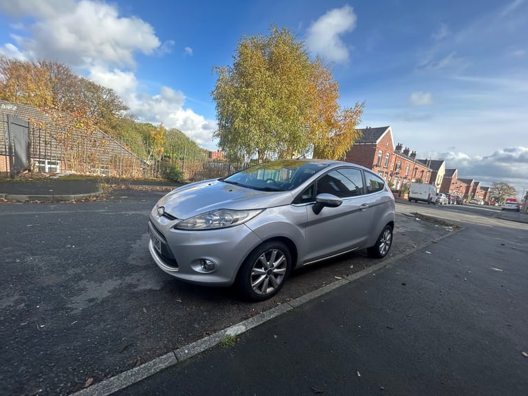 2010 FORD FIESTA ZETEC 82