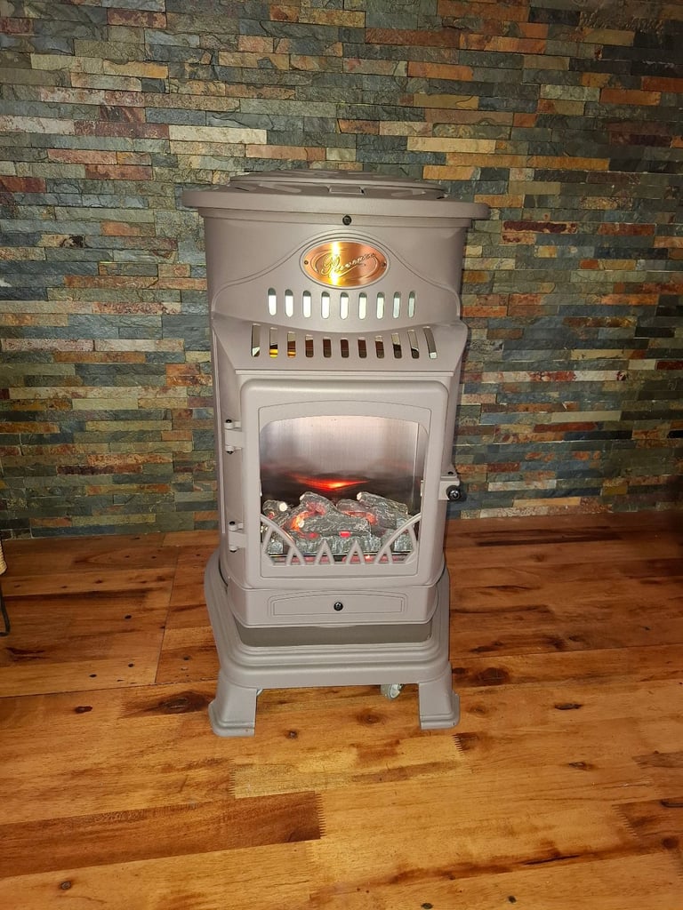Portable flueless gas fire