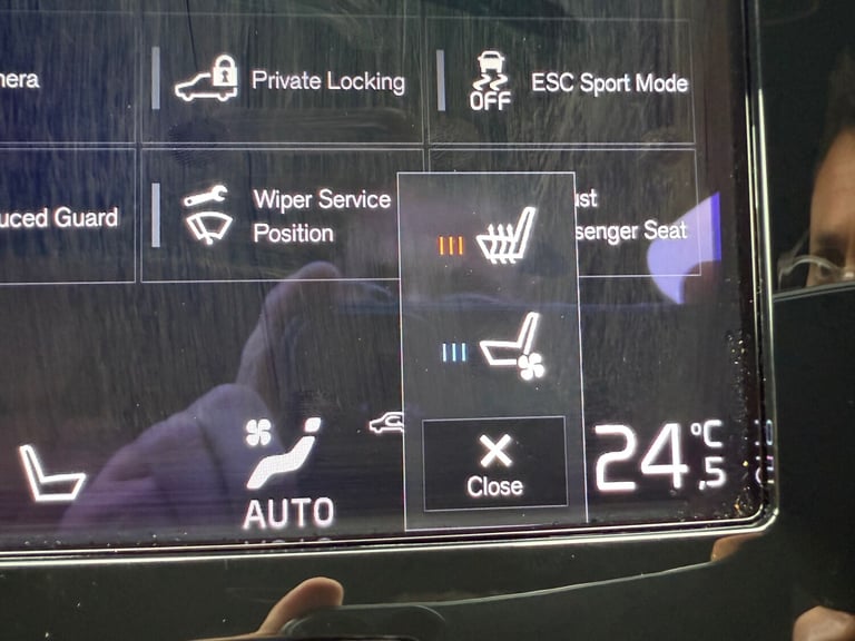2021 21 VOLVO V60 2.0 T6 - PETROL HYBRID - 340Ps - AWD - INSCRIPTION - 1 OWNER -