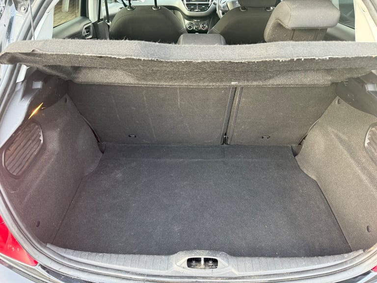 Peugeot, 208, 2015, Manual, 1398 (cc), 5 doors