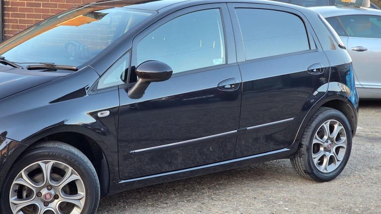 FIAT PUNTO 1.4 Easy Euro 6 (s/s) 5dr 2015