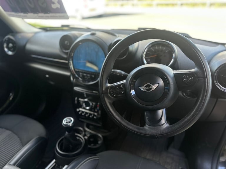 2014 MINI Countryman 1.6 Cooper 5dr [Chili Pack] Hatchback Petrol Manual