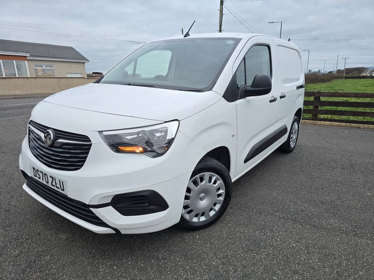 No VAT 2020 VAUXHALL COMBO SPORTIVE EURO 6 VAN IMMACULATE CONDITION 