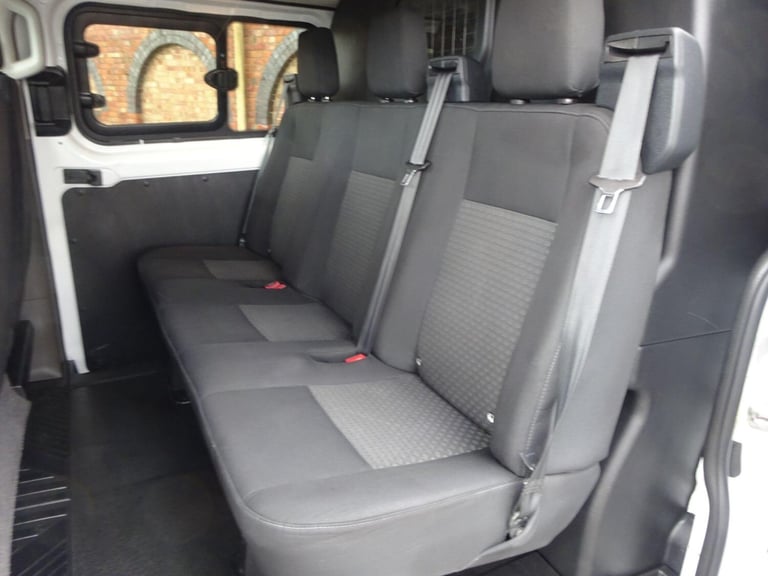 2021 Ford Transit Custom 2.0 320 EcoBlue Trend Crew Van L1 H1 Euro 6 (s/s) 5dr PANEL VAN Diesel M...