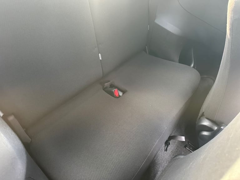 2011 Toyota IQ 1.0 VVT-i 2 3dr HATCHBACK PETROL Manual