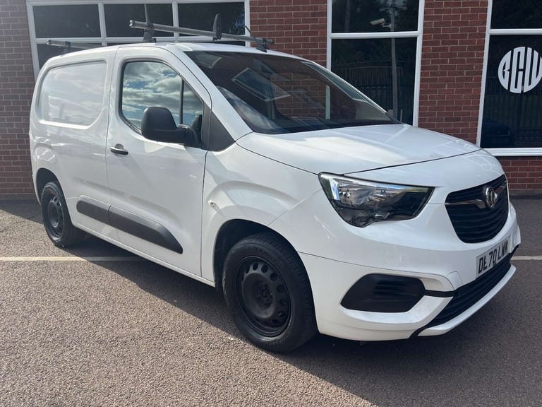 2021 Vauxhall Combo 1.5 Combo 2000 Sportive S/S Panel Van Diesel Manual