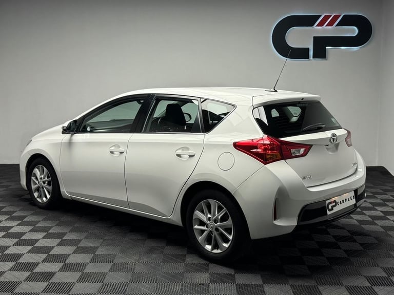 2014 Toyota Auris 1.4 D-4D Icon 5dr HATCHBACK DIESEL Manual