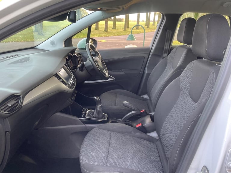 2018 Vauxhall Crossland X 1.2 SE Euro 6 5dr HATCHBACK Petrol Manual