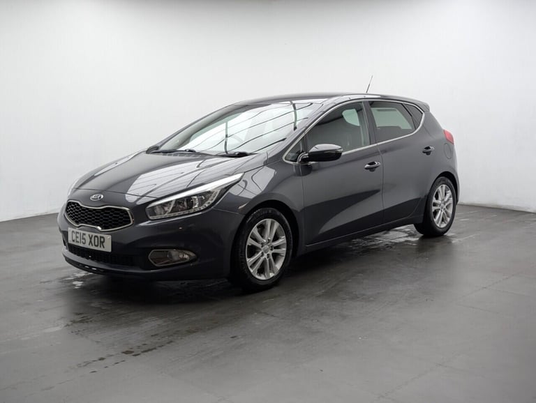 2015 Kia Ceed 1.6 GDi EcoDynamics 3 Hatchback 5dr Petrol Manual Euro 5 (s/s) (133 bhp) -  HATCHBA...