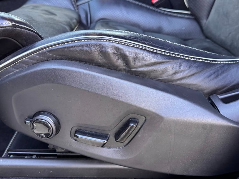 Volvo XC90 D5 POWERPULSE R-DESIGN AWD++GREAT SPEC++