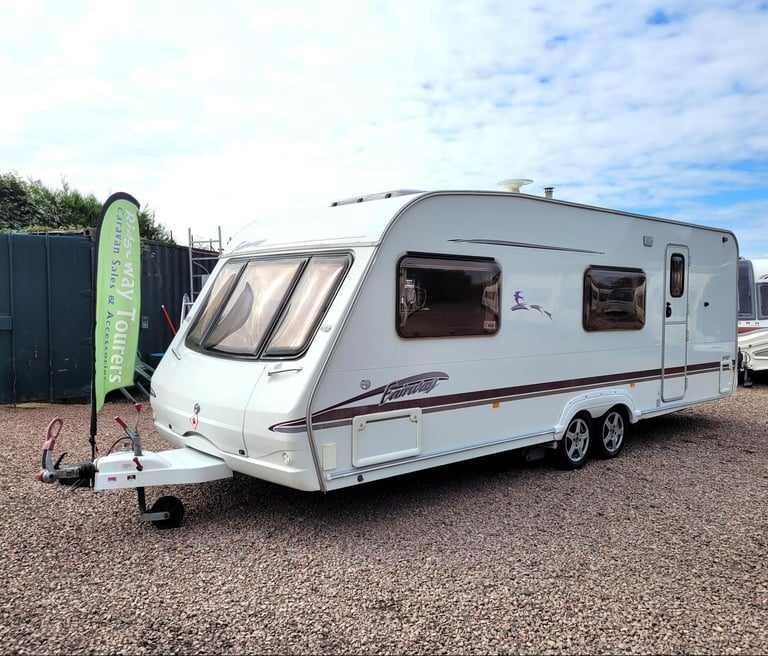 * SALE AGREED*Swift Fairway 590 2005 Twin Axle 6 Berth - Motor Mover, Fixed Bunk