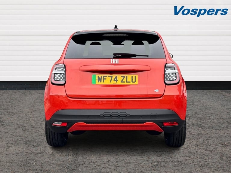 2024 Fiat 600 115kW La Prima 54kWh 5dr Auto Hatchback Electric Automatic