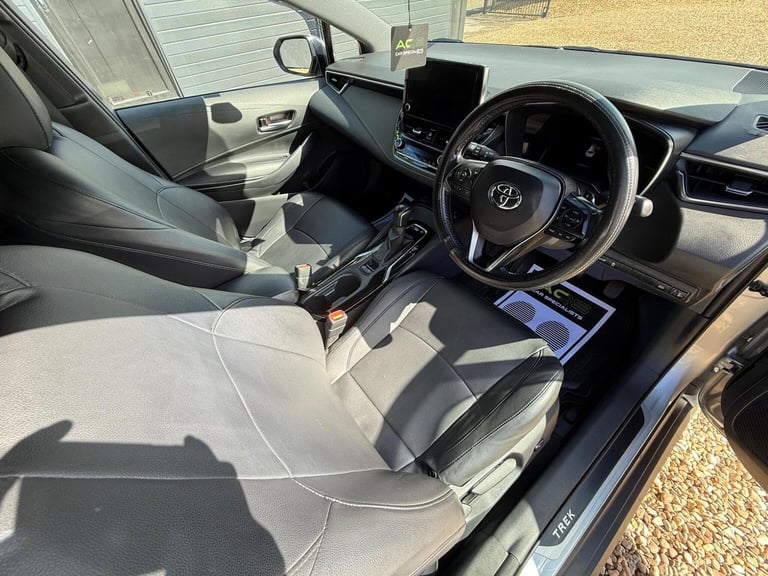 TOYOTA COROLLA 2.0 VVT-h Trek Touring Sports CVT Euro 6 (s/s) 5dr 2022