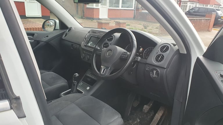 2016 Volkswagen Tiguan 2.0 TDI Match Bluemotion,,,ulez free,,,