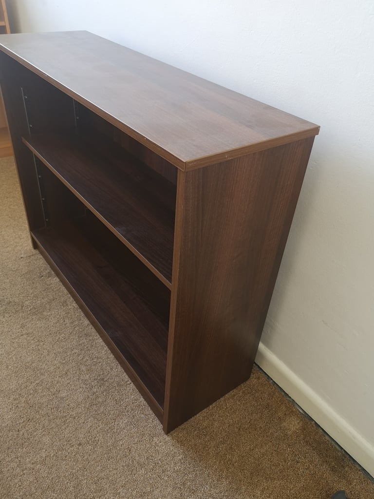 Solid wooden shelf